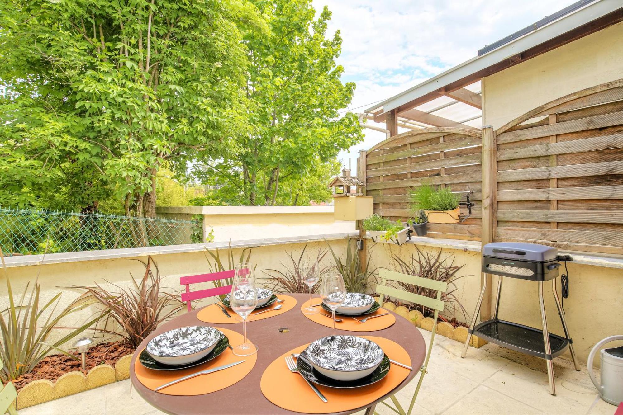 Maison Cosy Avec Terrasse A 15 Minutes De Lyon Et Wifi Rillieux-la-Pape ภายนอก รูปภาพ