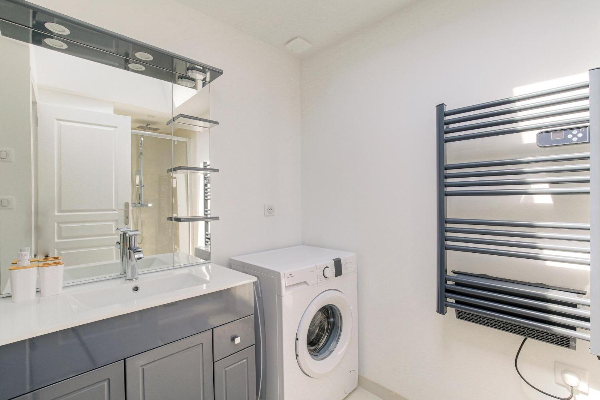 Maison Cosy Avec Terrasse A 15 Minutes De Lyon Et Wifi Rillieux-la-Pape ภายนอก รูปภาพ